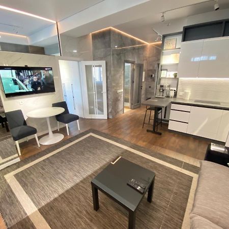 Rentnow Modern Lux Apartment In Centre 基希讷乌 外观 照片