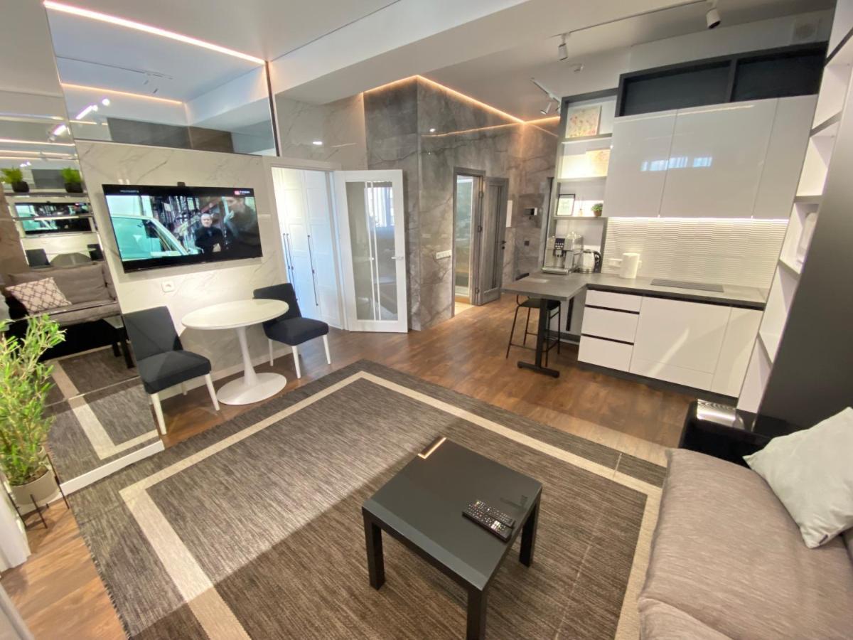 Rentnow Modern Lux Apartment In Centre 基希讷乌 外观 照片