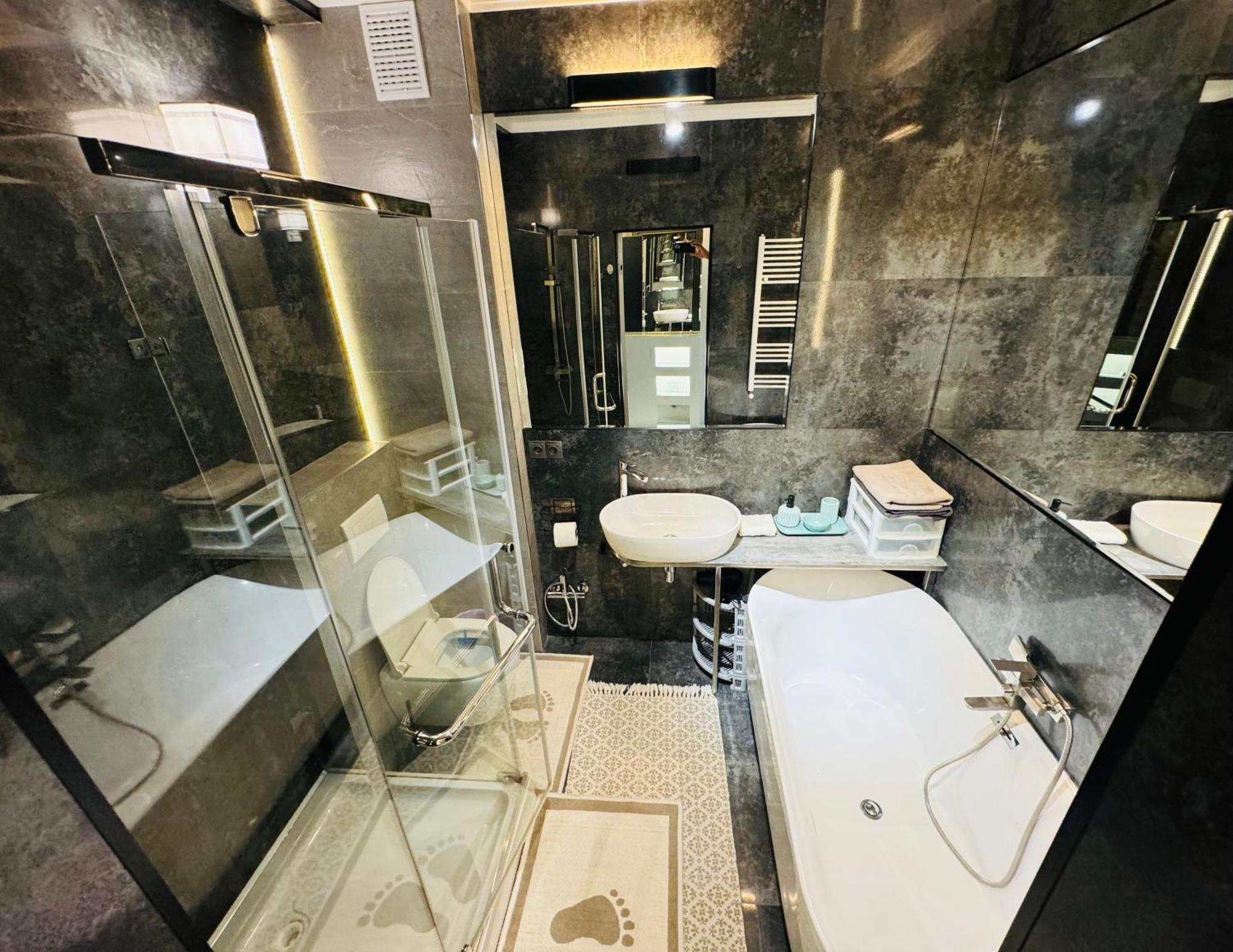 Rentnow Modern Lux Apartment In Centre 基希讷乌 外观 照片