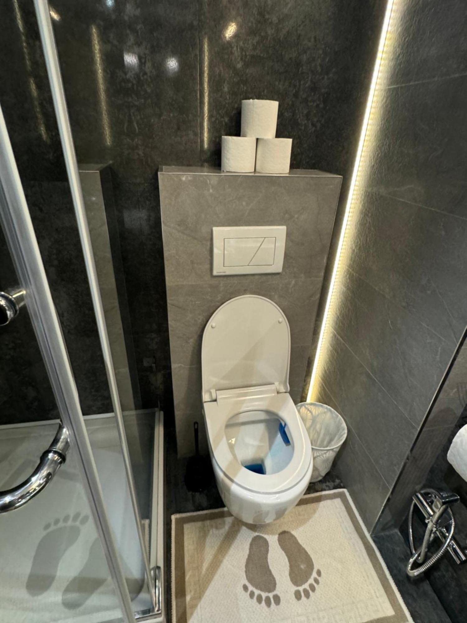 Rentnow Modern Lux Apartment In Centre 基希讷乌 外观 照片
