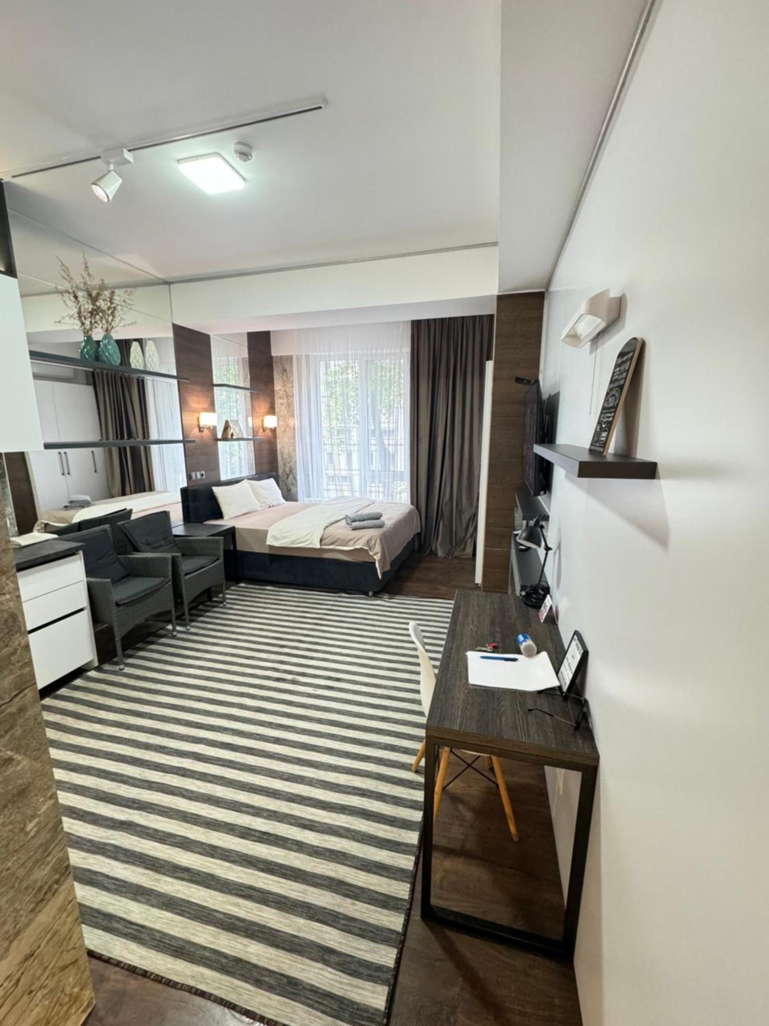 Rentnow Modern Lux Apartment In Centre 基希讷乌 外观 照片