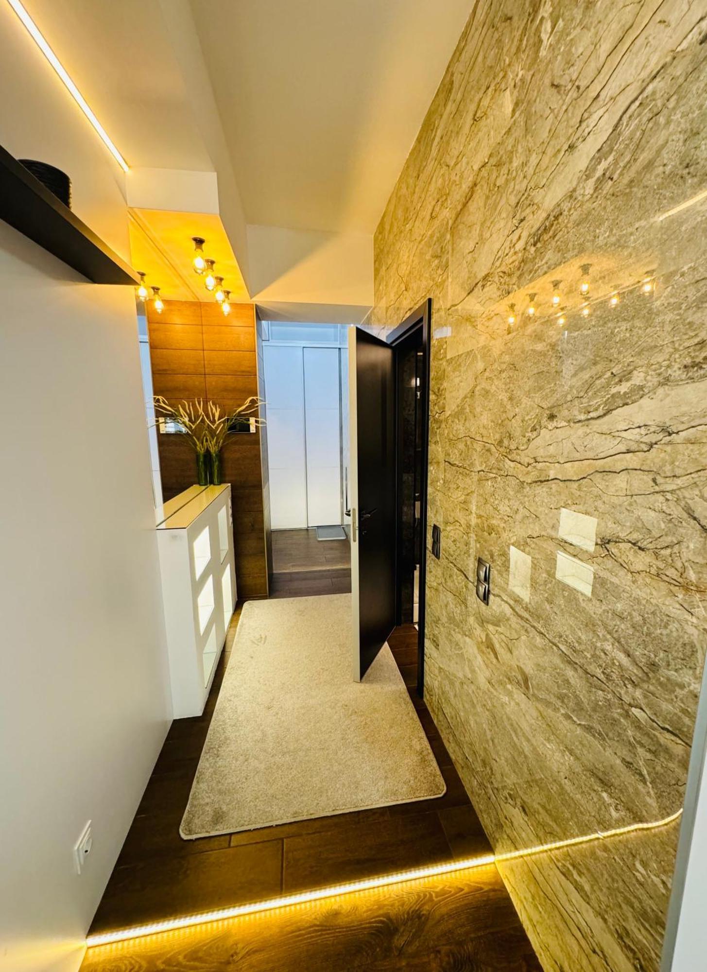 Rentnow Modern Lux Apartment In Centre 基希讷乌 外观 照片