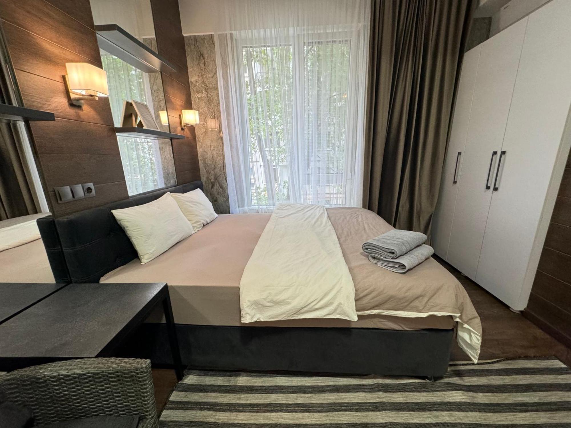 Rentnow Modern Lux Apartment In Centre 基希讷乌 外观 照片